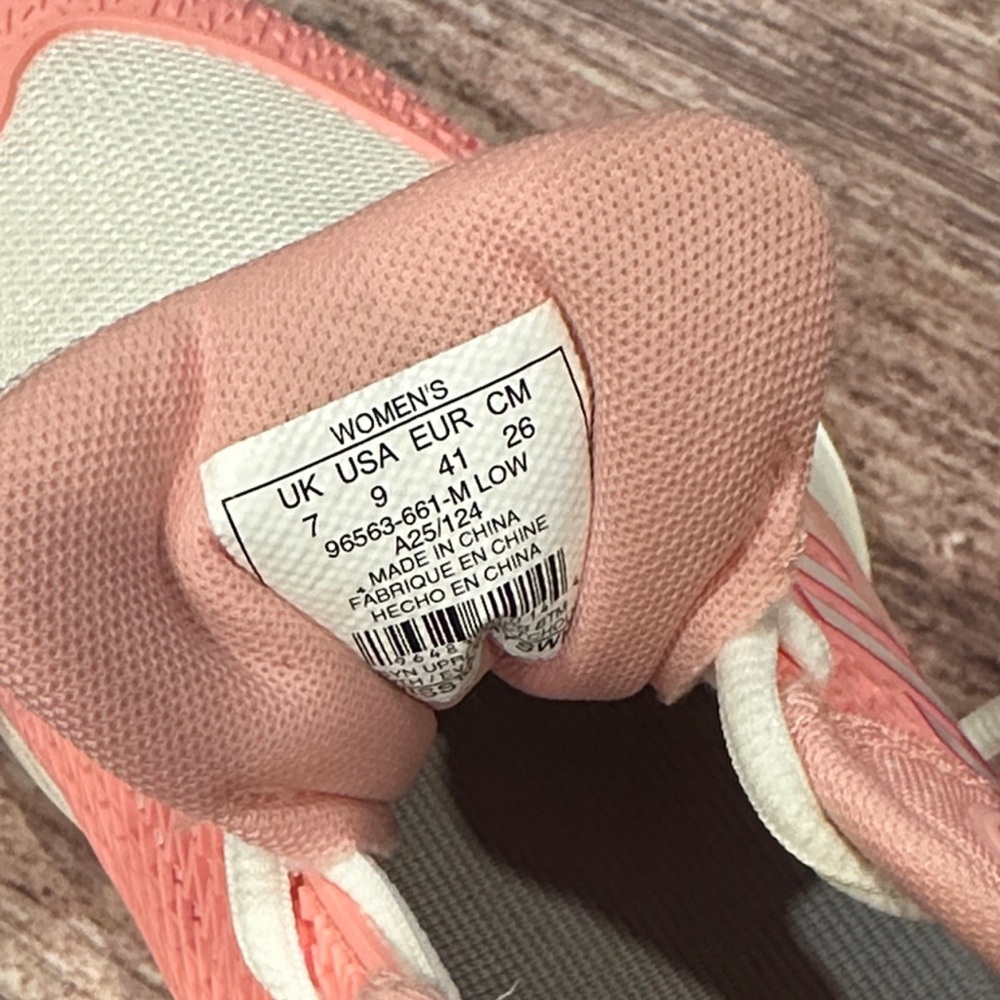 Women's K-Swiss Sz 9 Express Light Pickleball Shoes Raspberry Sorbet • NEW! - Picture 9 of 9